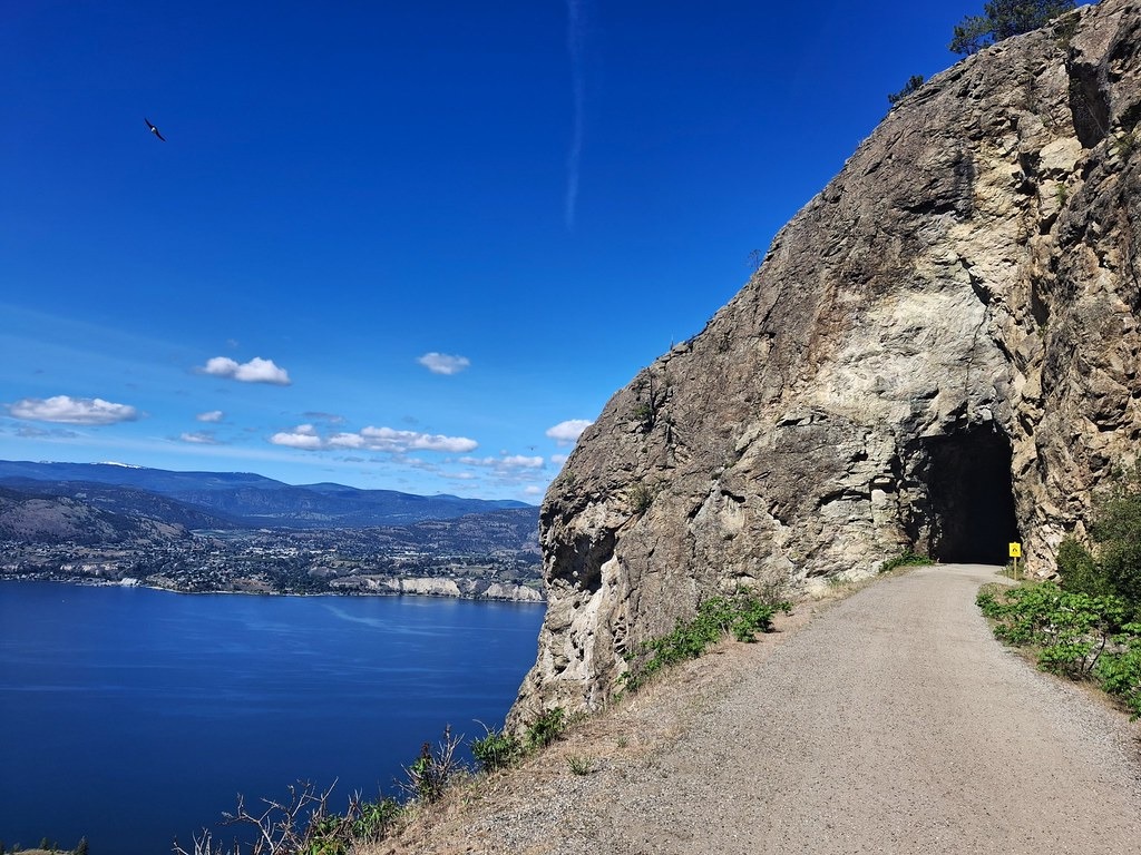 KVR Trail – Naramata Bench (Little Tunnel & Adra Tunnel)