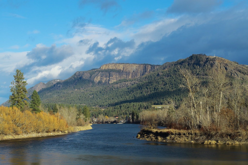 Tplaqín / Enderby Cliffs Provincial Park