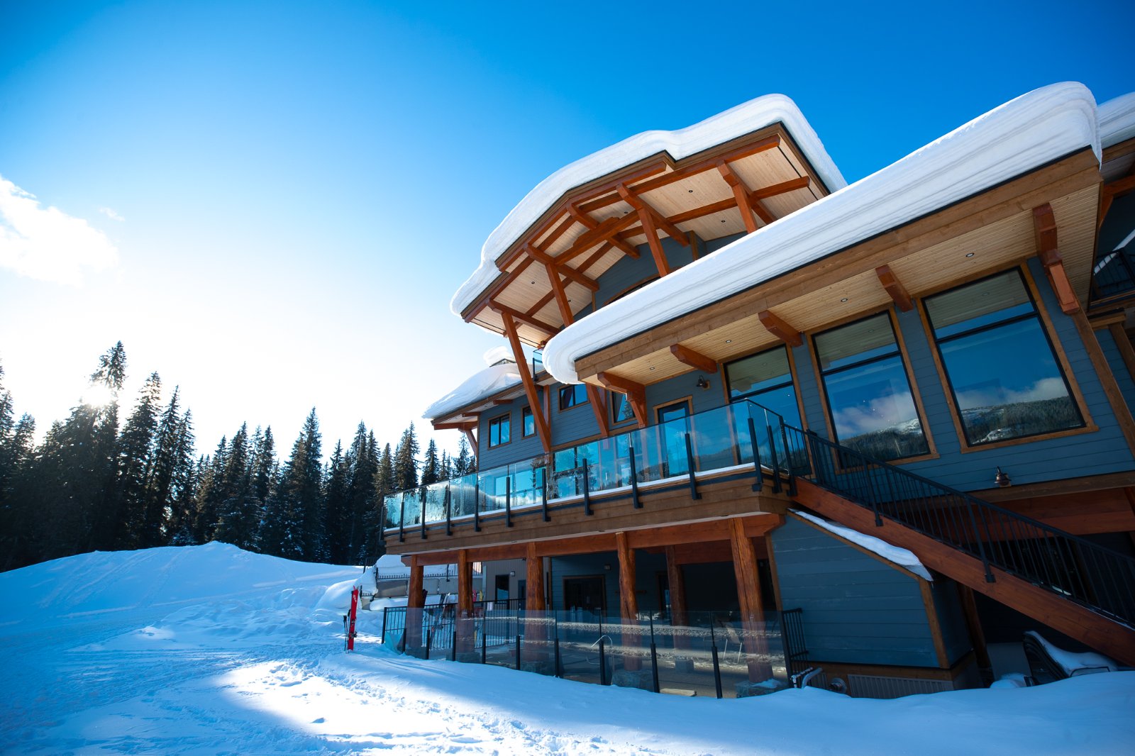 Gostlin Keefer Lake Lodge – Catskiing