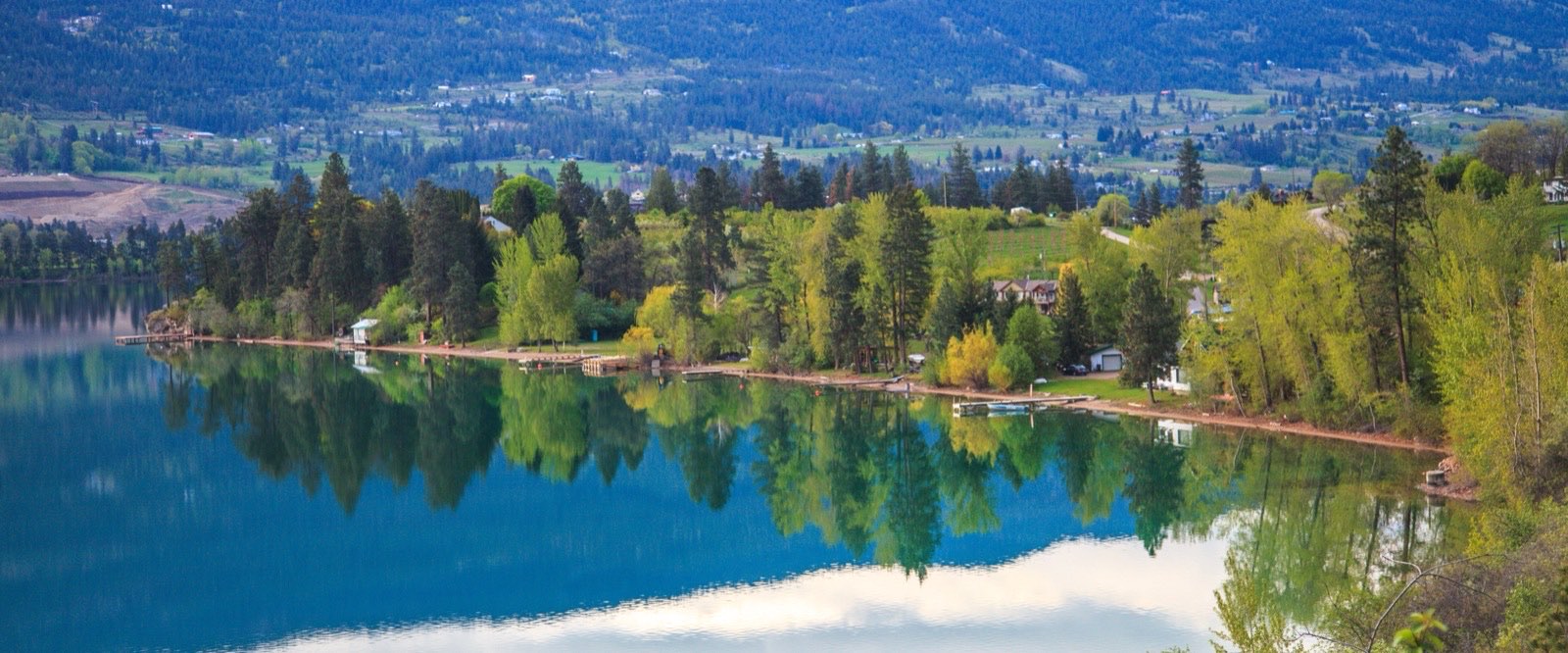 Kalamalka Lake shoreline at Oyama, Lake Country