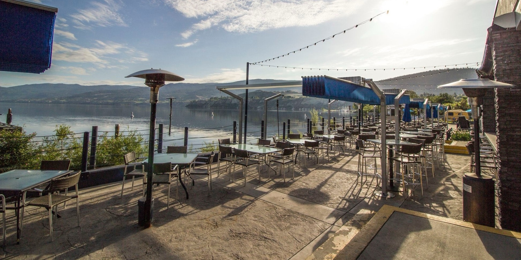 Barking Parrot Bar