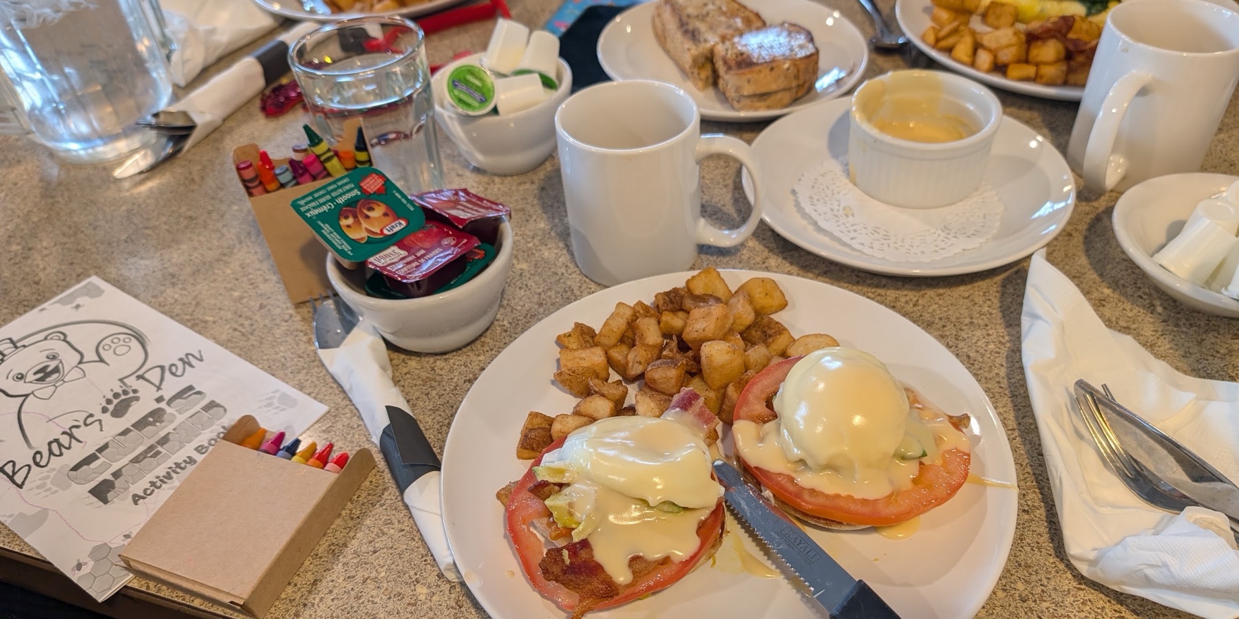 Bear's Den Restaurant