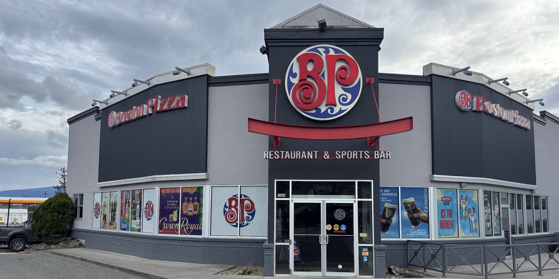 Boston Pizza West Kelowna