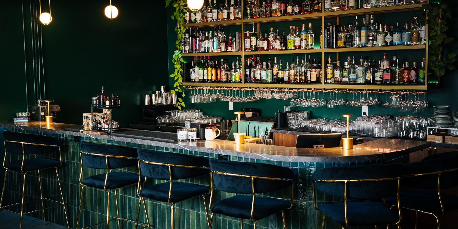 BTS Cocktail Bar & Kitchen