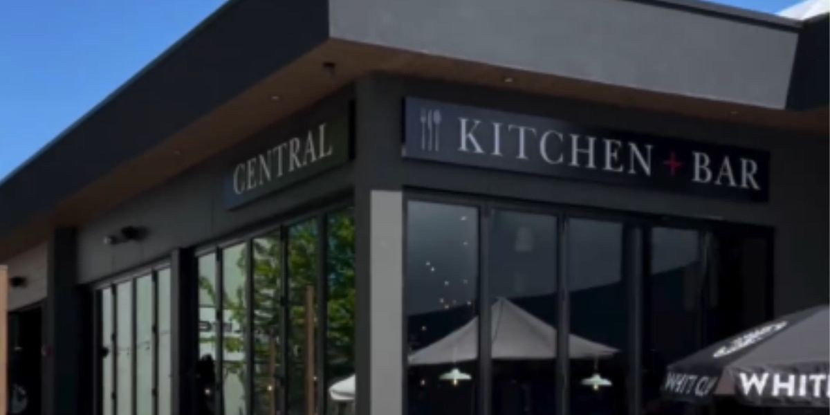 Central Kitchen + Bar
