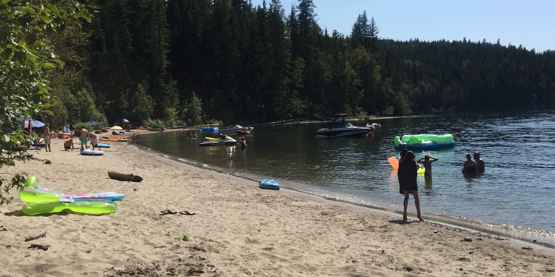 Cottonwood Beach Recreation Site (Mabel Lake)