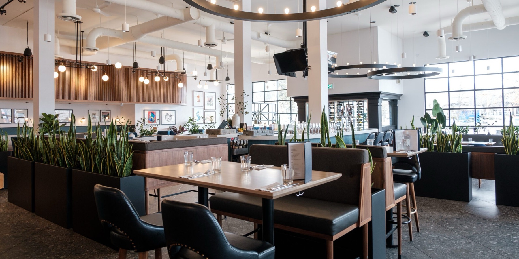 Earls Kitchen & Bar