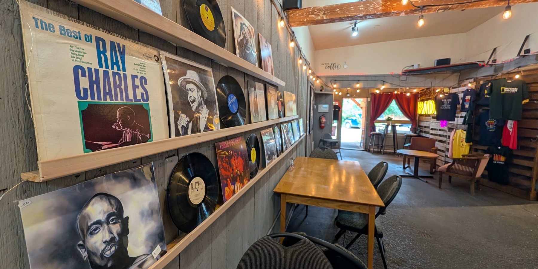Lake Country Radio Cafe