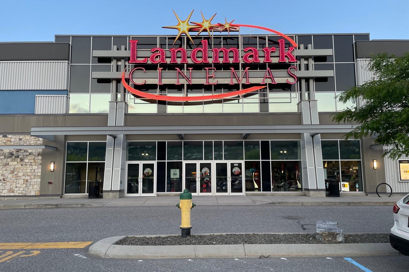 Landmark Cinemas 8 Xtreme West Kelowna