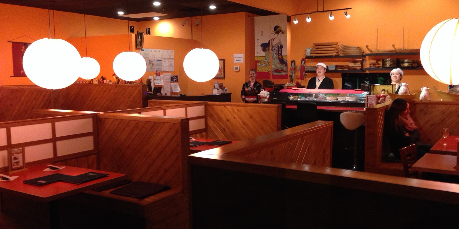 Momo Sushi (West Kelowna)