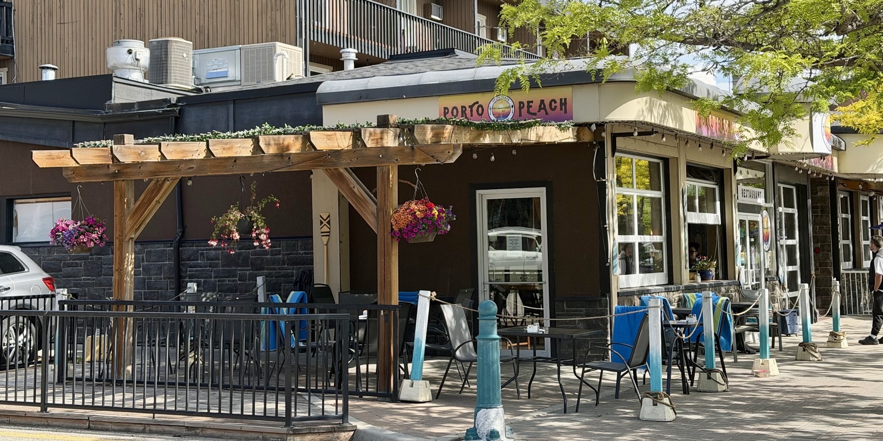Porto Peach Restaurant