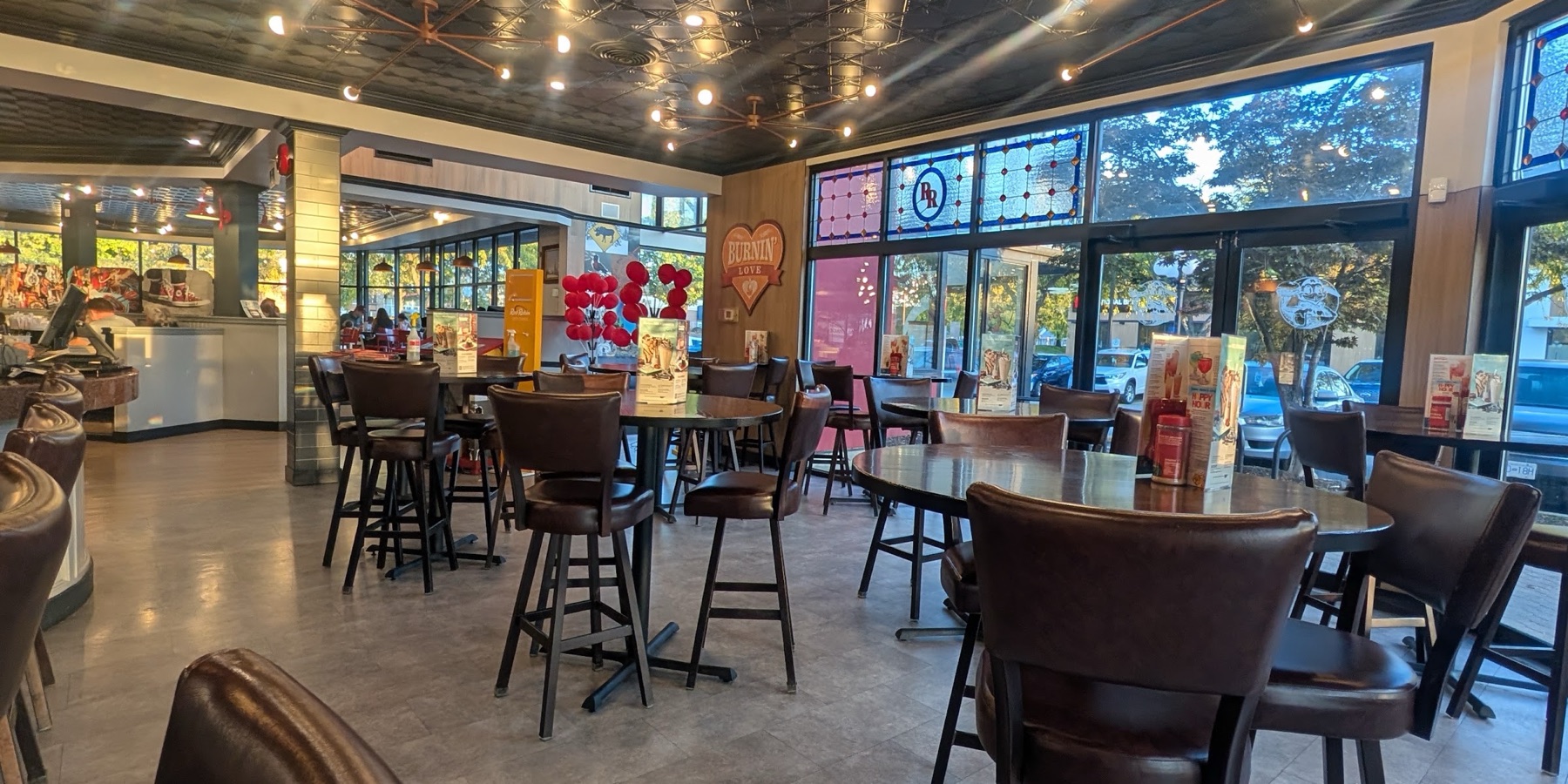 Red Robin Kelowna
