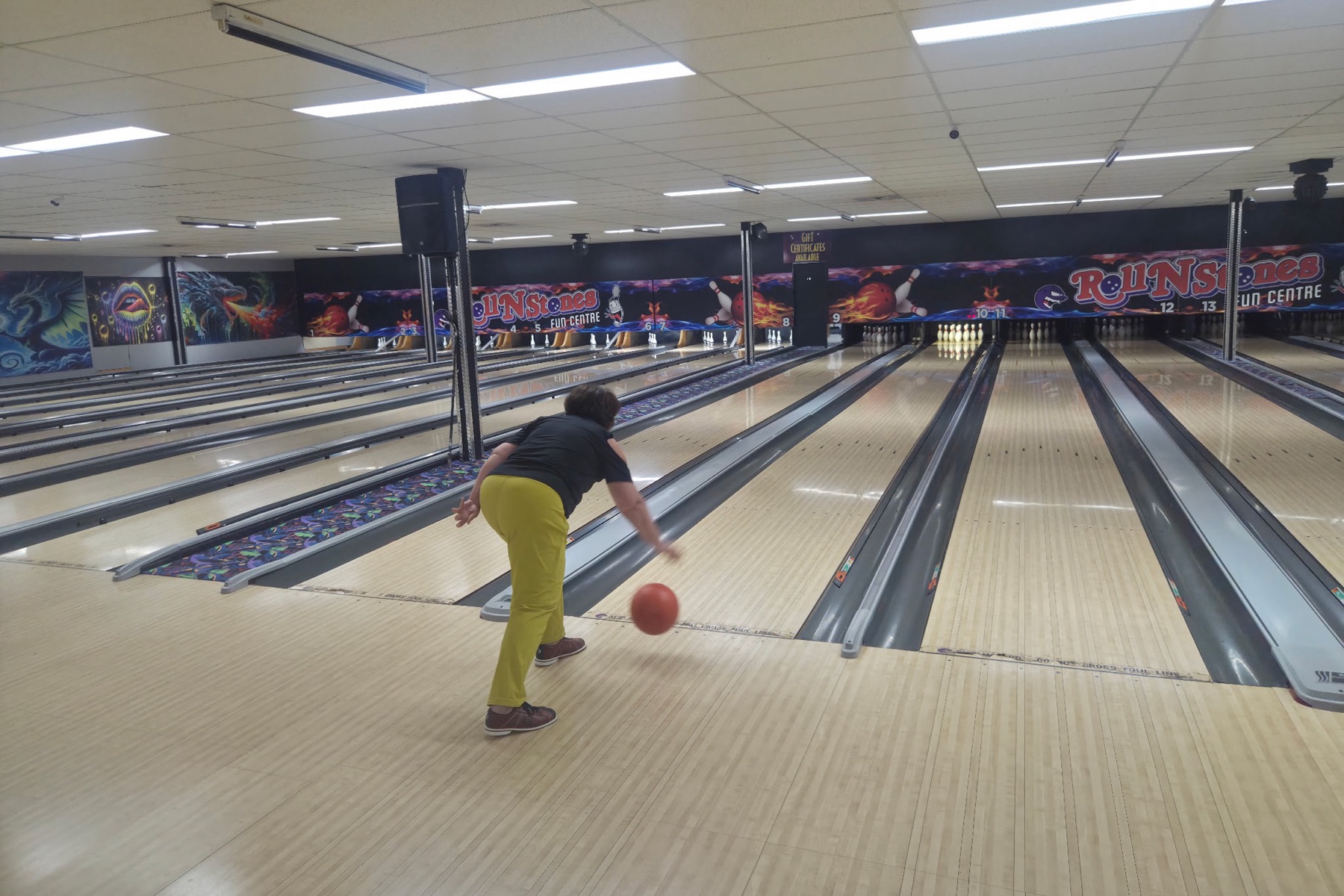Roll N Stones Fun Centre
