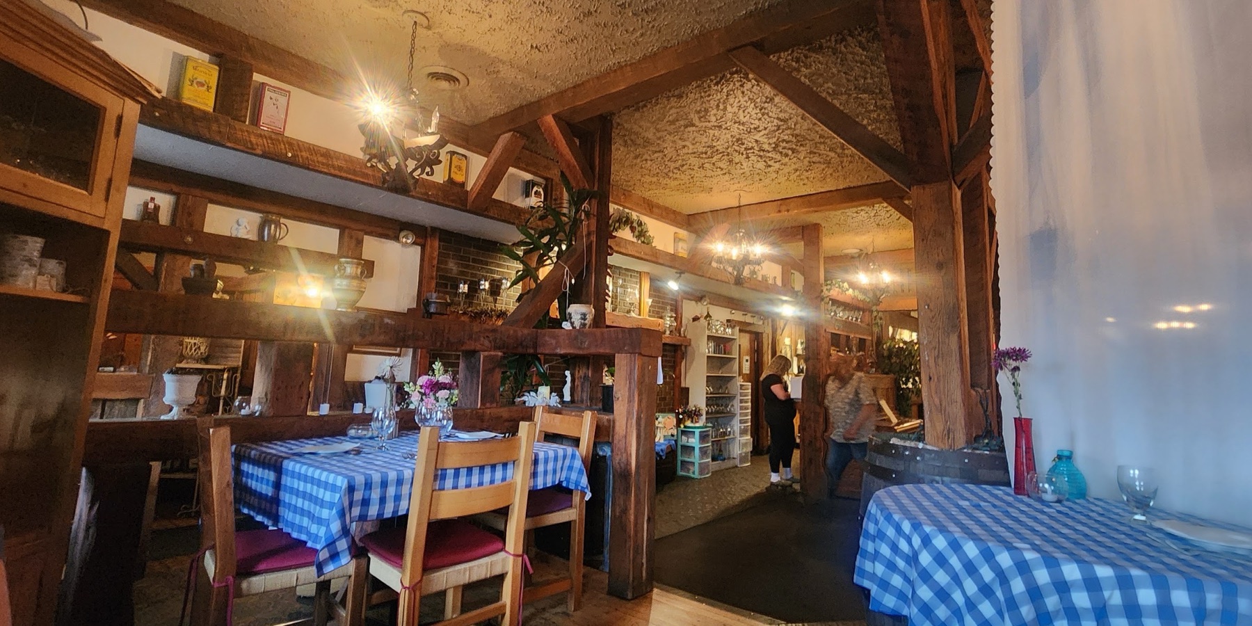 Savvios Family Restaurant