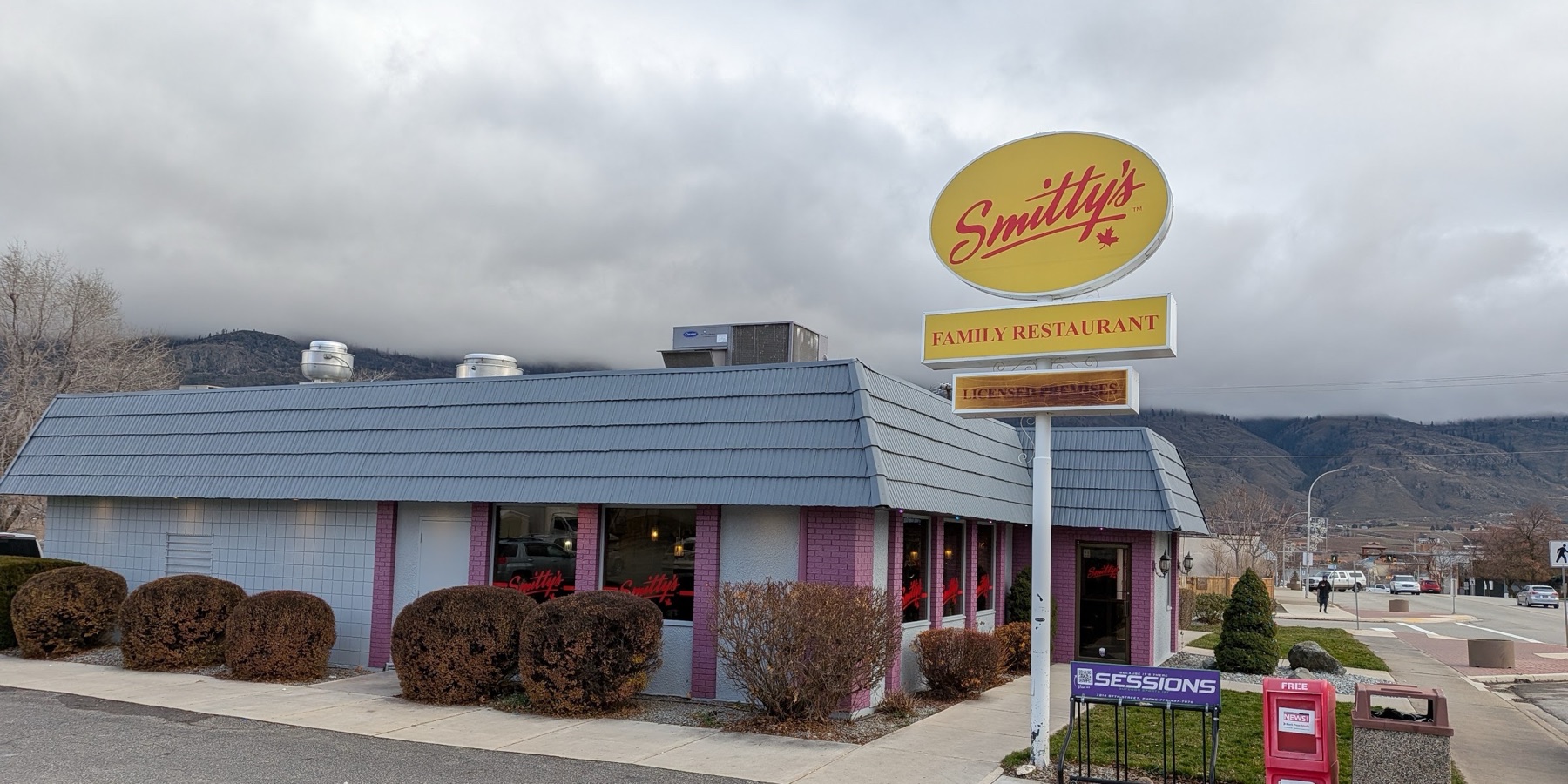 Smitty's Family Restaurant - Osoyoos