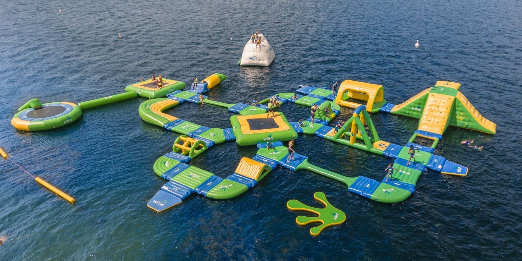 Splash BC Floating Water Park – Kelowna
