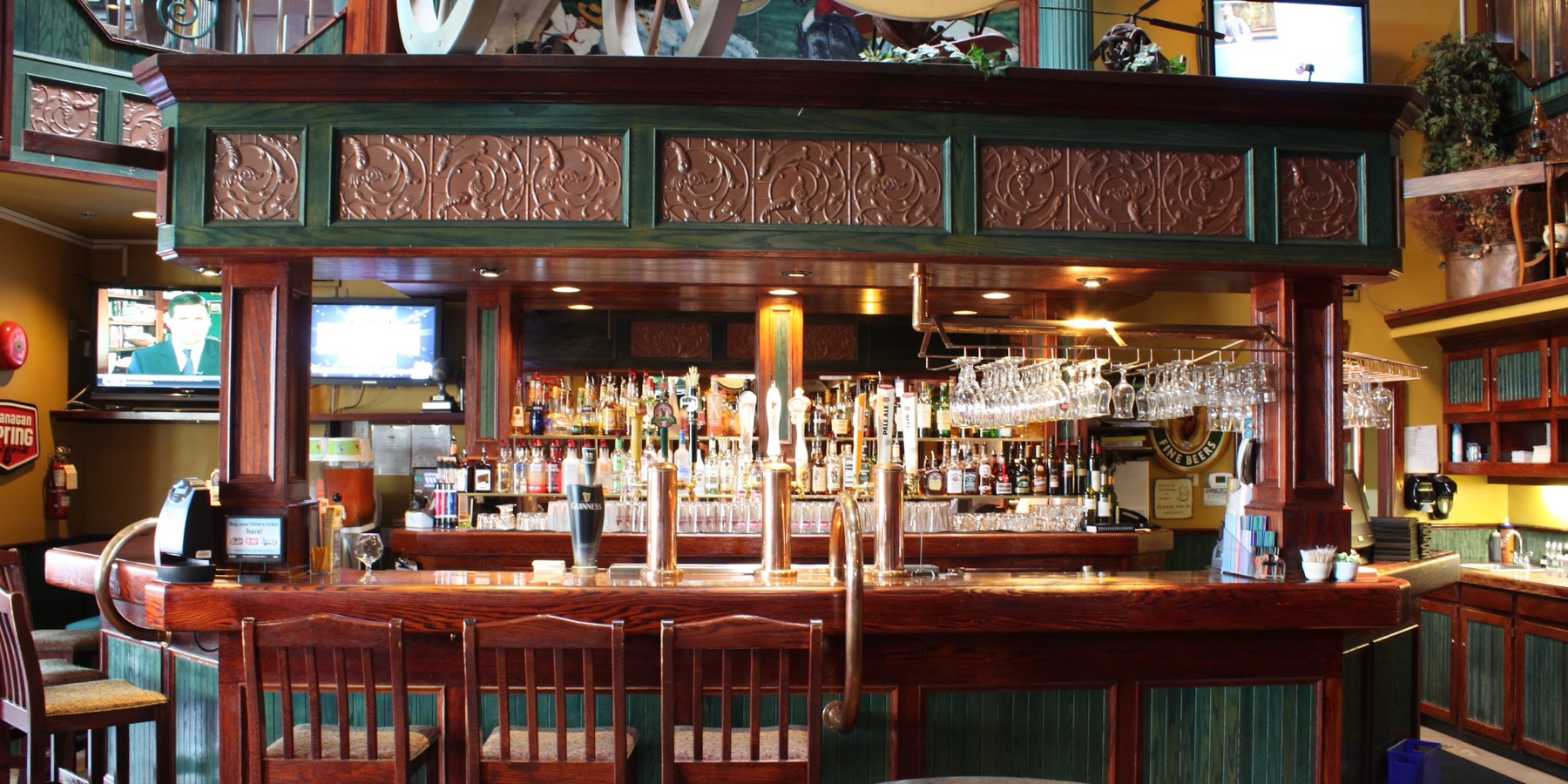 Winston Pub