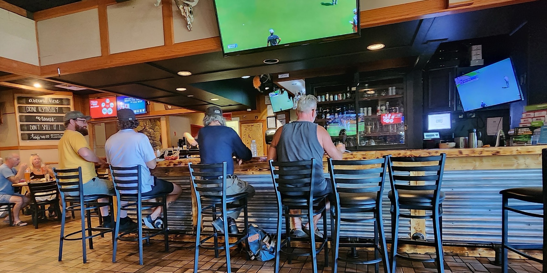 Woody's Pub